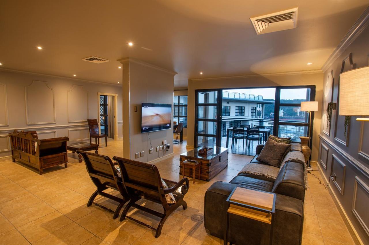 Penthouse Pleasure At Point Harbour * Durban
