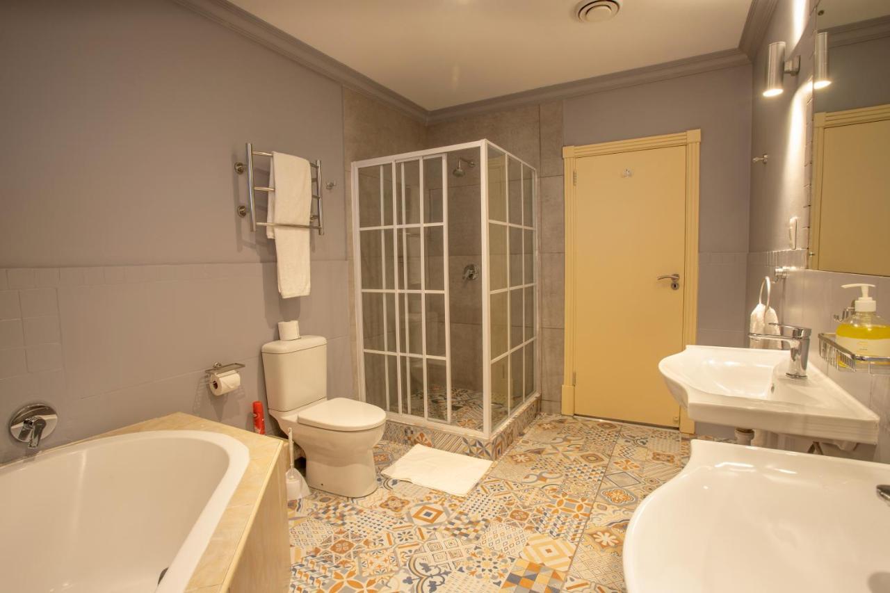 Apartment Penthouse Pleasure At Point Harbour *